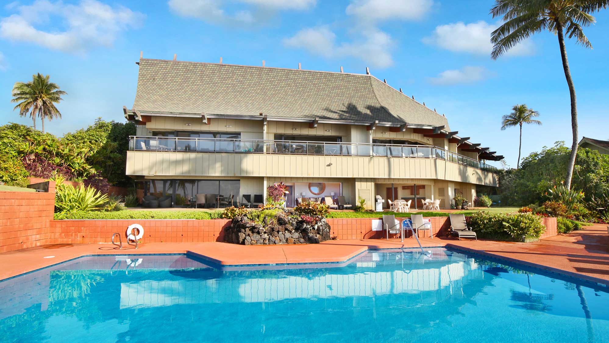 Hale Awapuhi - Refreshing Oceanfront Pool & Sun Deck - Parrish Kauai