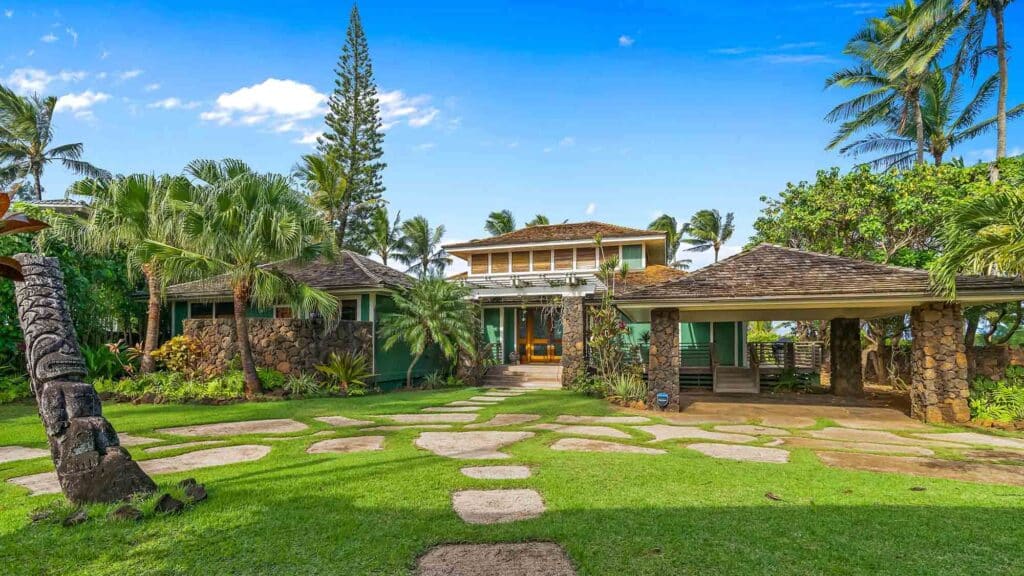 The beautiful exterior of Anahola Beach Hale, a beachfront vacation rental in Kauai