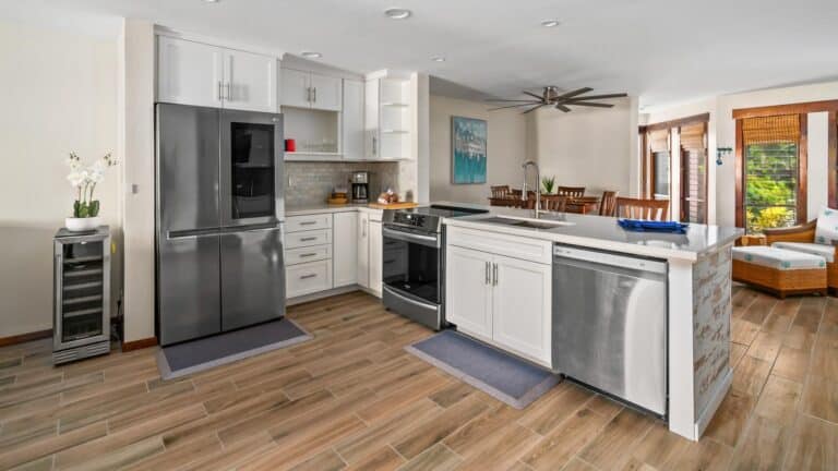 The kitchen at the newly remodeled Waikomo Stream Villas 522